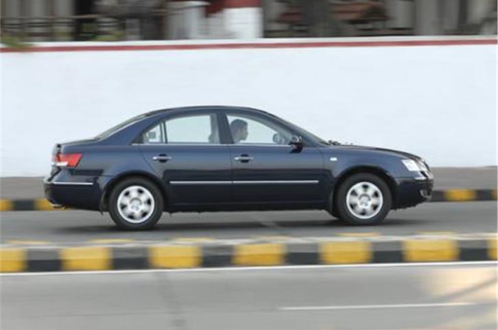 2009 Hyundai Sonata Embera diesel review, road test